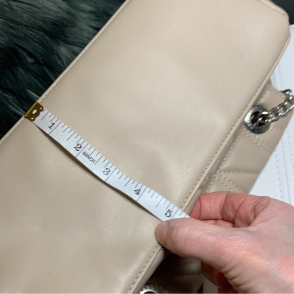 French Connection Quilted Shoulder/crossbody Bag with chain & material strap NWT - Picture 15 of 17